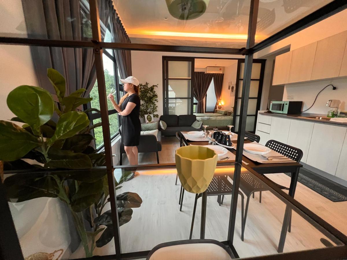 Jesselton Quay Suite By Backyard Kota Kinabalu Exterior photo