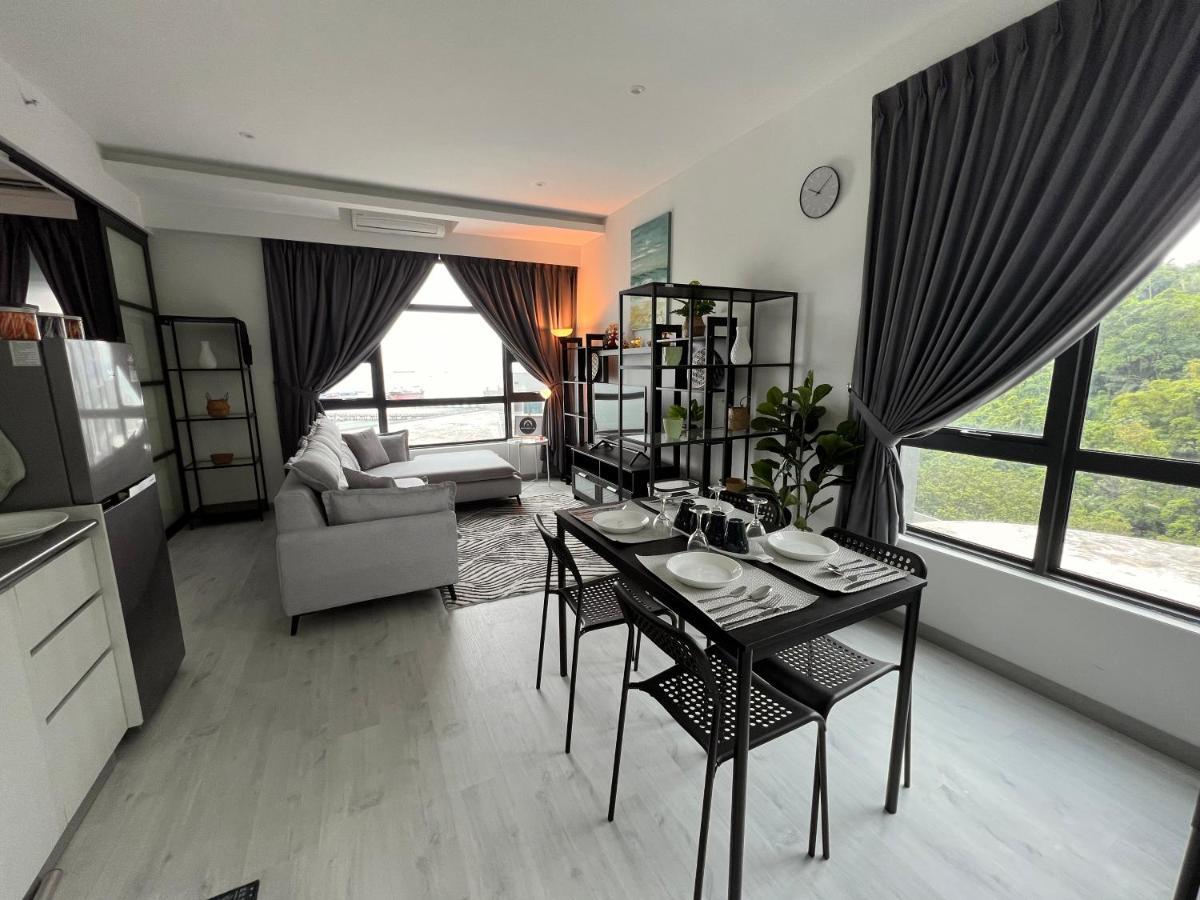 Jesselton Quay Suite By Backyard Kota Kinabalu Exterior photo
