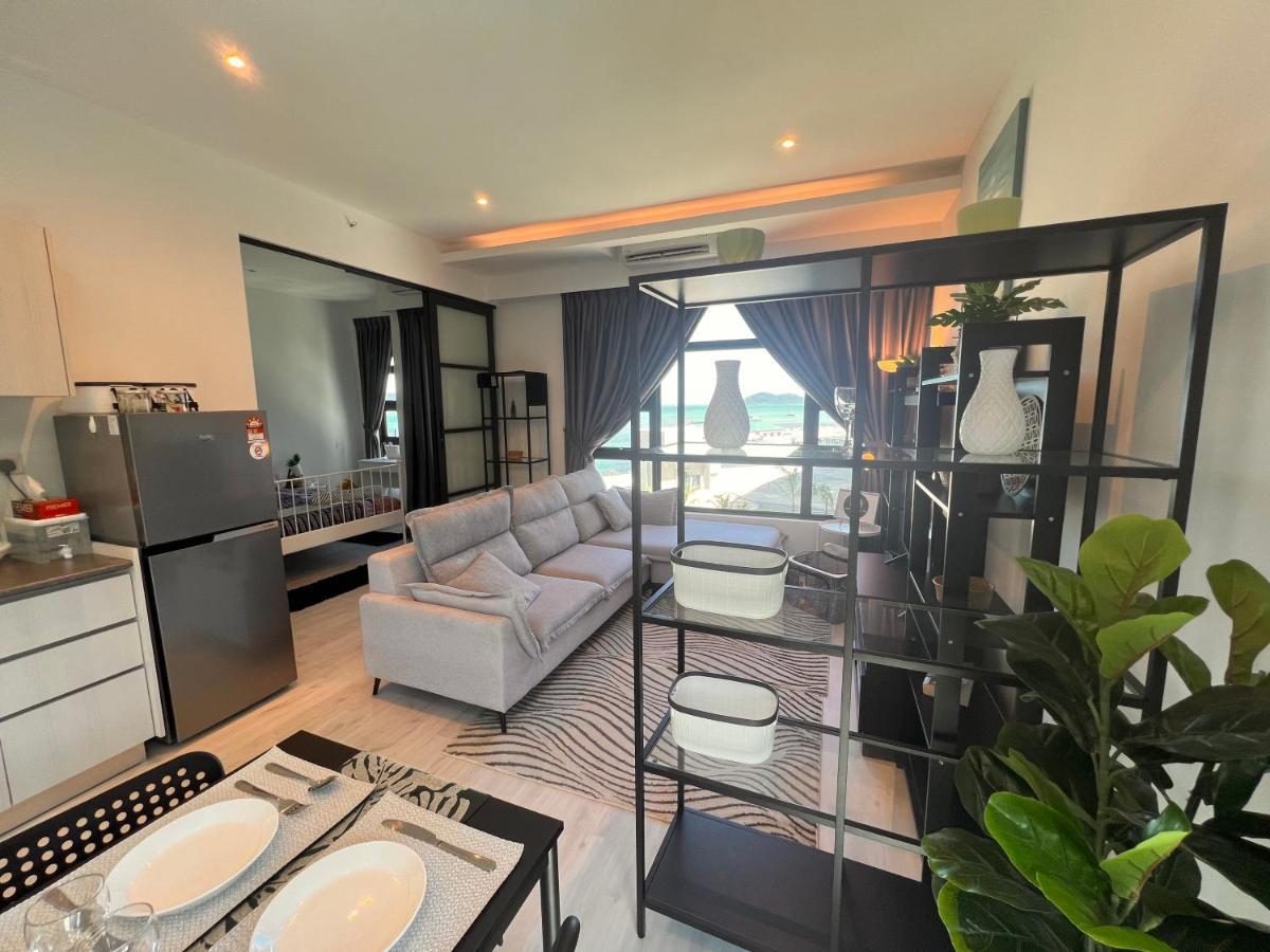 Jesselton Quay Suite By Backyard Kota Kinabalu Exterior photo